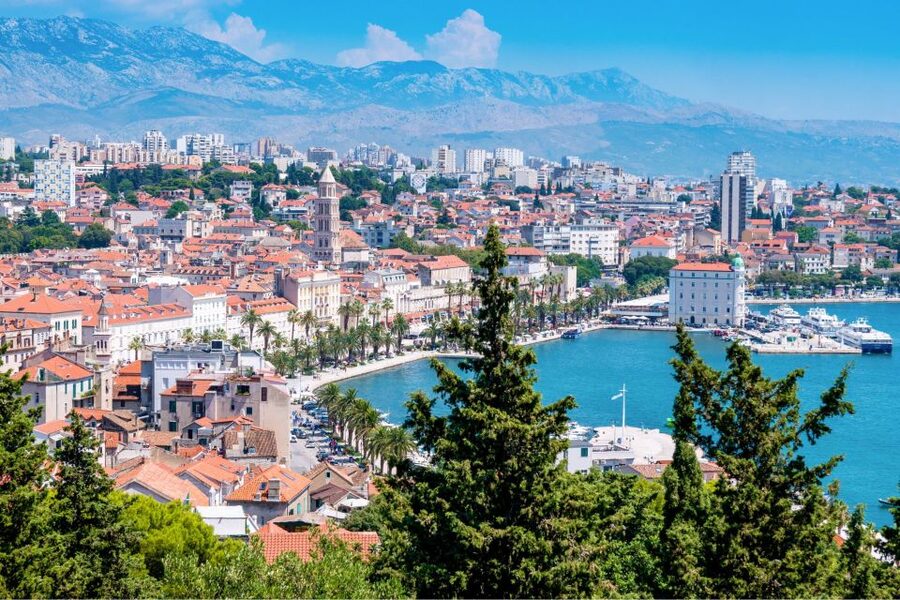 Split: Private Walking Tour with a Guide - Meet-up and end location: the practical side of “it starts at your hotel”