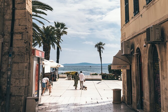 Split Quest Experience: Discover the City - Convenience, crowd control, and the self-guided reality check
