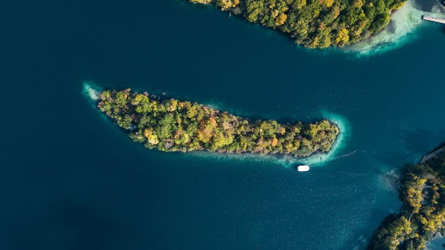 Split: Self-Guided Plitvice Lakes Day Tour with Boat Ride - Getting back on schedule: why the final timing matters