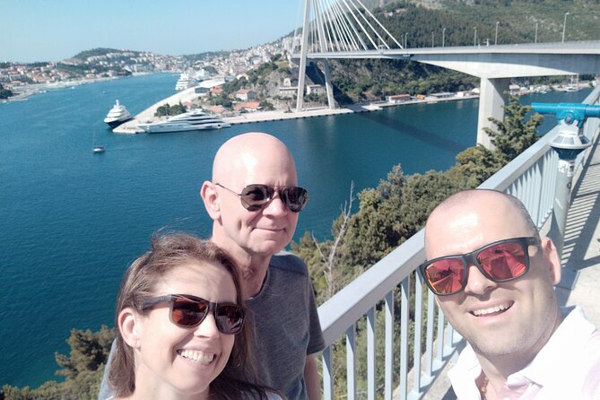 Split to Dubrovnik Airport Private Transfer 1-8 Pax Door to Door - Price and Value: Per Vehicle Convenience for Small Groups