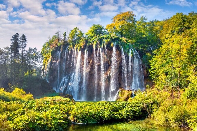 Split to Plitvice Lakes Private Tour with Local Guide - Upper Lakes: train ride, 12 interconnected lakes, and learned color
