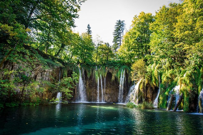 Split to Zagreb Group Transfer with Plitvice Lakes guided tour - Plitvice Lakes National Park: Upper Lakes, Lower Lakes, and Veliki Slap