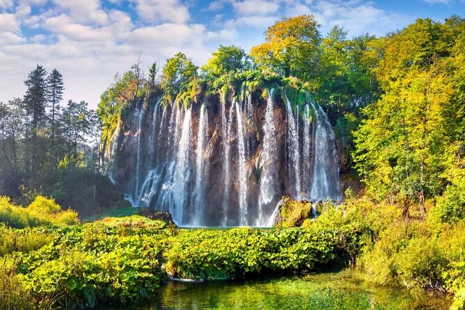 Split to Zagreb via Plitvice Lakes (3 hours stop is included) - The driver and guide experience: what makes the day feel easy