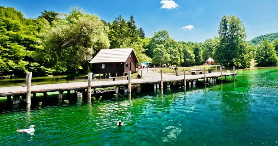 Split: Transfer to Zagreb with Plitvice Lakes Entry Tickets - Getting into Plitvice: 16 lakes, waterfalls, and UNESCO protection