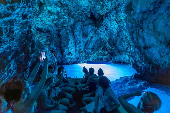 Split/Trogir: Blue Cave, Vis, and Hvar Speedboat Day Tour - Getting on board: pickup timing, boat comfort, and who it suits