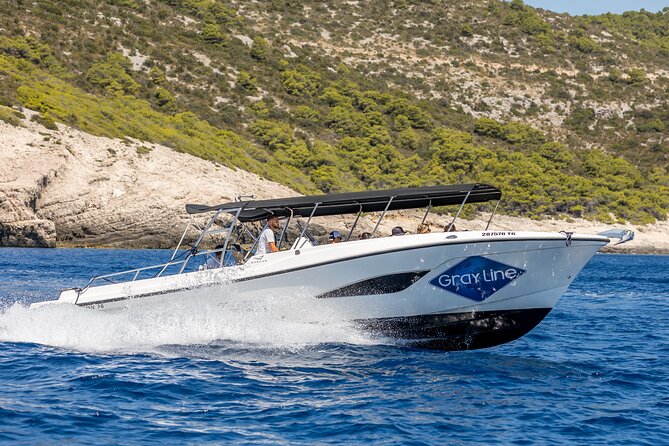 Split/Trogir: Blue Cave, Vis, and Hvar Speedboat Day Tour - Komiža on Vis: coffee and real island life between sea stops