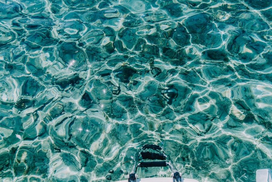 Split & Trogir: Private Blue Lagoon & Wine Tasting Boat Tour - Milna on Brač: village strolling plus wine tasting