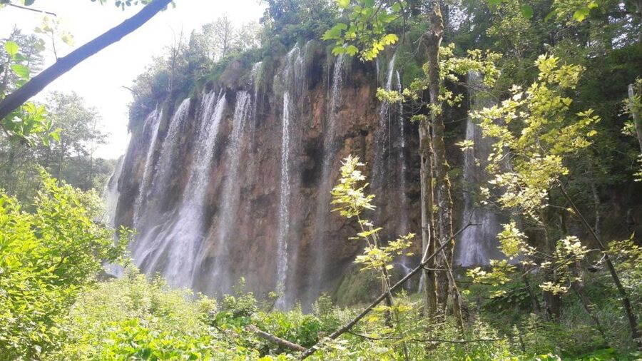 Split/Trogir to Zagreb: Private Transfer with Plitvice Lakes - The Local Restaurant Stop: What You Should Actually Plan For
