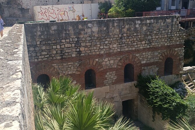 Split Walking Tour with Professor of History - Gregory of Nin, Marmontova Ulica, and Republic Square