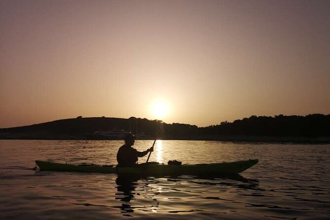 Sunset Kayak Tour in Hvar Town, Croatia - Getting Set Up: Kayak Basics, PFDs, Dry Bags, and What to Ask