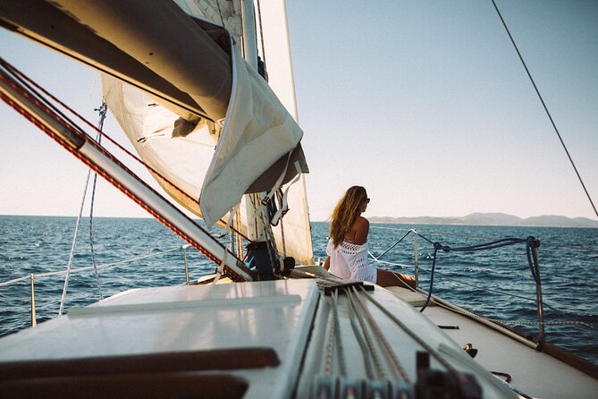 Sunset Sailing Tour on the Pakleni islands - Where you meet in Hvar, and why location is a big deal