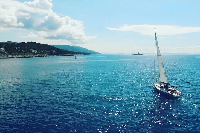 Sunset Sailing Tour on the Pakleni Islands - How to make the most of snorkeling and paddleboarding here