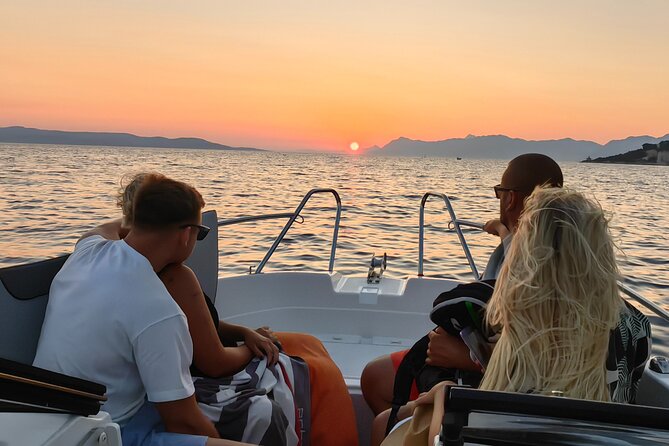 Sunset Speedboat Tour in Makarska with swim stop on island Brač - Quick highlights