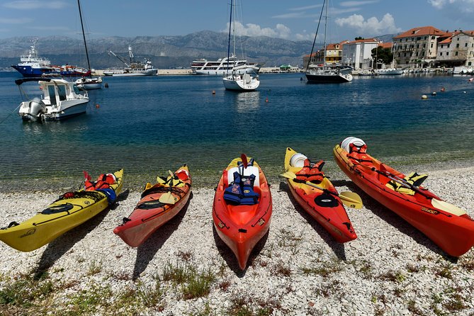 Supetar-Postira kayaking - Paddling east along Brac’s coast: pine, olive, drywalls, and rock