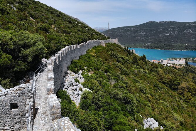 Transfer Split to Dubrovnik with Sightseeing in Ston Town - Stop 2: Walls of Ston, the long defensive statement