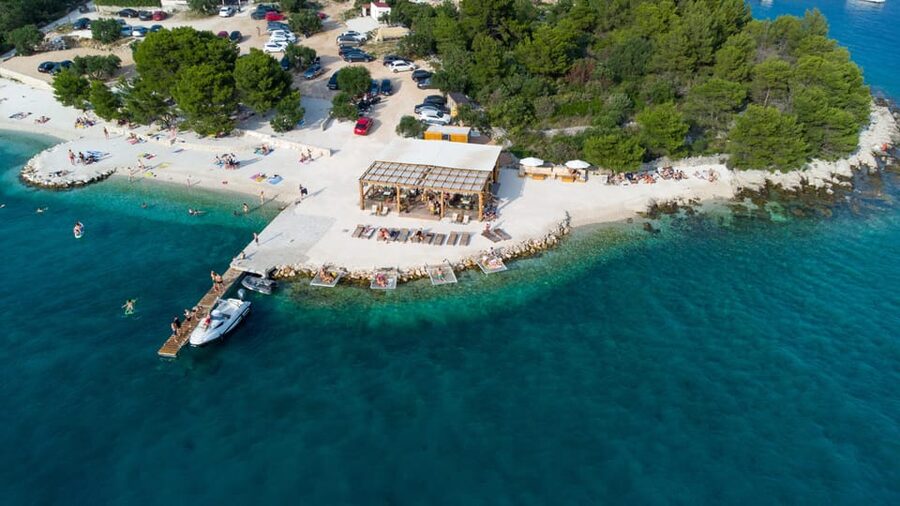 TROGIR: Blue Lagoon & 3 Islands Half-day Speedboat tour - Who this tour suits best, and who should skip it