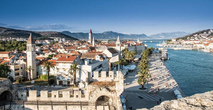 Trogir: Old Town Guided Walking Tour - Main Square Focus: St Lawrence Cathedral Exterior