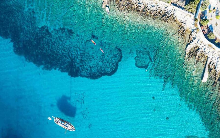 Trogir: White Lagoon, Maslinica & Blue Lagoon Speedboat Tour - Trogir to the Adriatic in one fast, friendly day