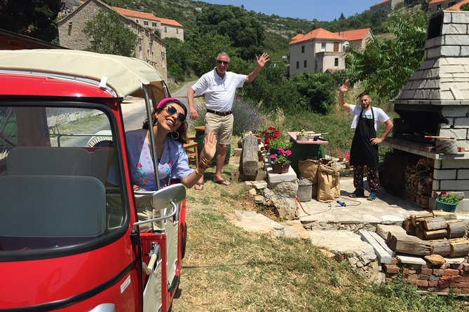 Tuk Tuk Sightseeing Tour of Hvar - Petar’s guiding style, and why people love this tour