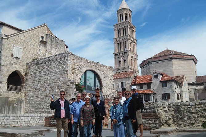 Vespa sightseeing tour & rental - Meet Split on two wheels - Meeting point and what the timing feels like on the ground