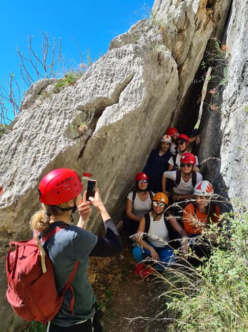 Via ferrata Čikola Canyon - What you actually do on the route: steel cable, steps, ladders