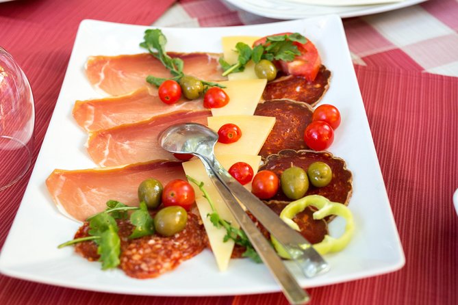 Wine Tasting & Winery Tours - Who should book this, and who should think twice