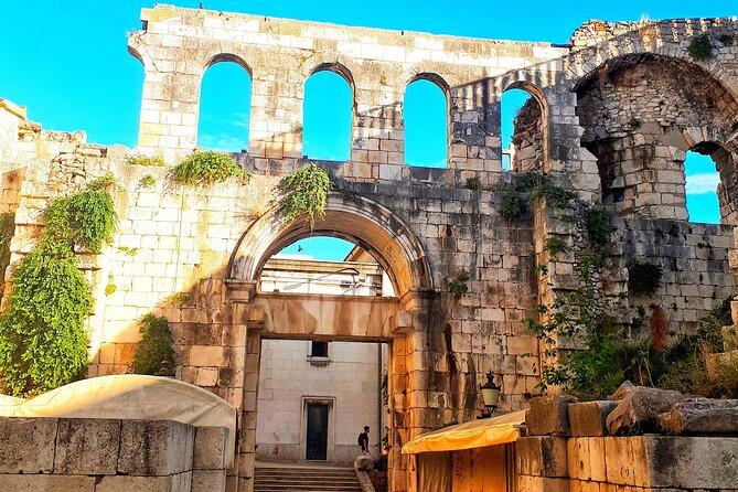 Wonderful Split - Diocletian's Palace Private Walking Tour - Vestibulum: the impressive entry to the former emperors zone