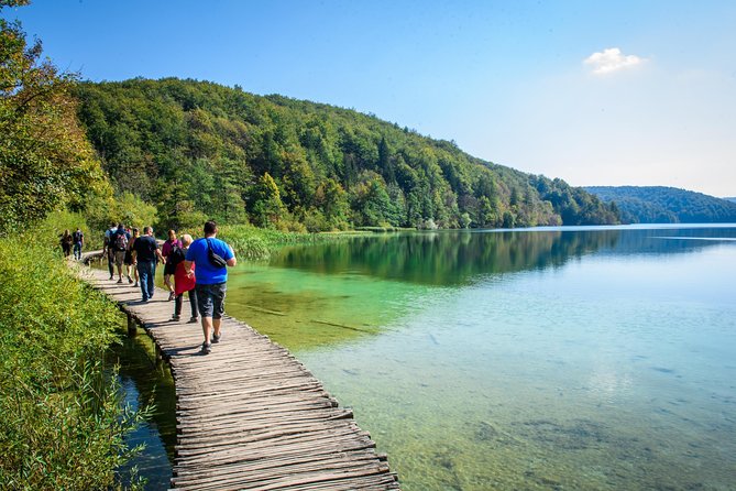 Zagreb to Split Group Transfer with Plitvice Lakes guided Tour - Optional lunch near the park: plan for food timing, not included comfort